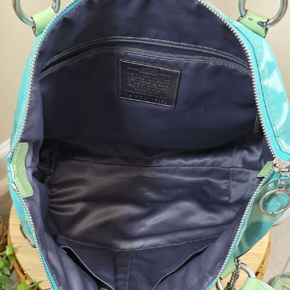 Coach Poppy Signature Tote with Matching Wallet - Picture 12 of 16